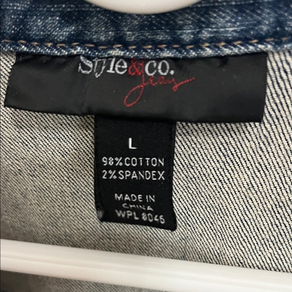 Women’s Denim Jacket with Patches - Picture 3 of 5